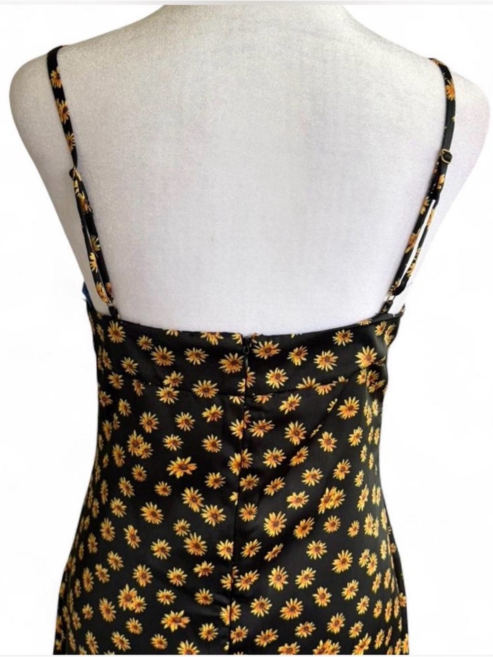 REVOLVE We Wore What ditsy daisies black yellow floral mid dress - Picture 6 of 8